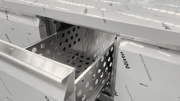 Refrigerated Counter | Low Model | 3 Drawers (1/1 GN) | 1610x700x600(h)mm thumbnail 3