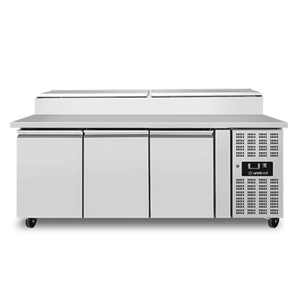 Saladette | 3 Doors (1/1 GN) | Top 8× 1/3 GN | +2°C to +8°C | Forced Cooling | Flip Lids