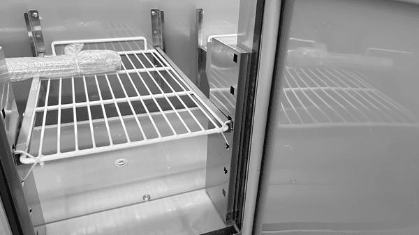 Saladette with glass top | 2 doors | Static cooling | 90x70x85(h)cm thumbnail 4