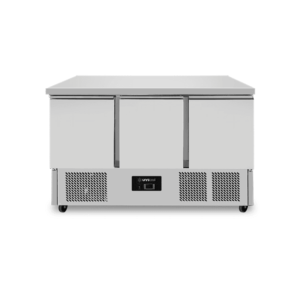 Refrigerated Workbench | 3 Doors (1/1 GN) | +2°C / +8°C | 137x70x85(h) cm